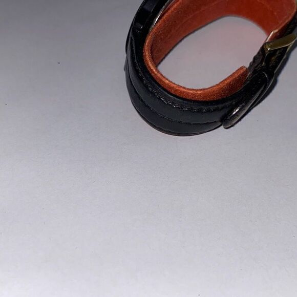 Timex T69 Women's Analog Leather Band Water Resistant Black Wristwatch - Picture 6 of 11